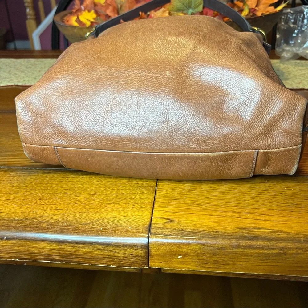 Fossil leather shoulder bag